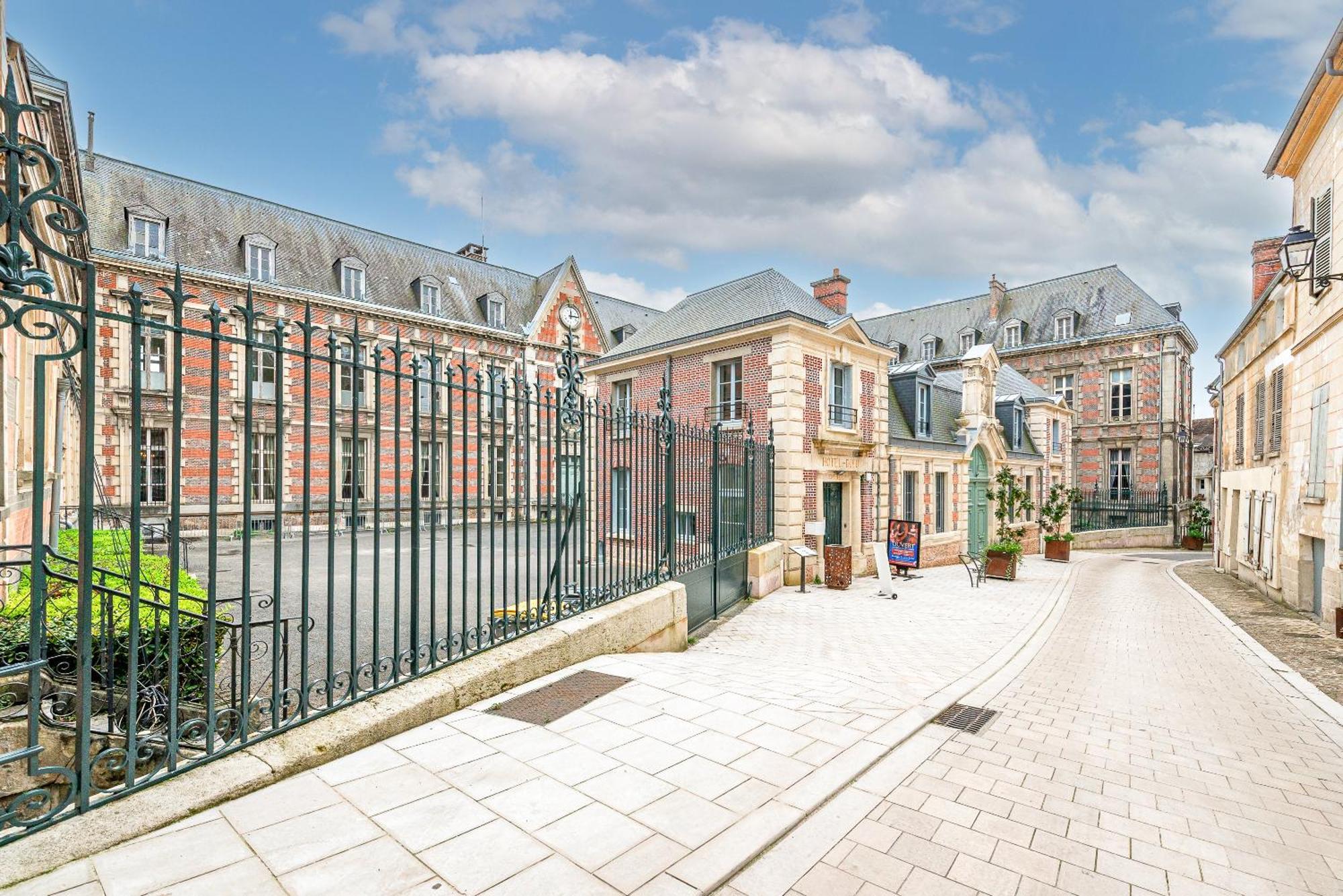 Esope By Kleidos-Ravissant T2 En Plein Centre De Château-Thierry Exterior foto